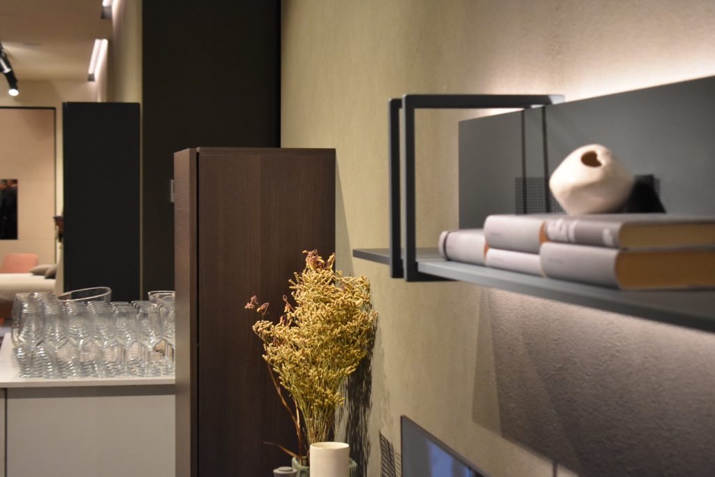 Dettaglio living Tomasella a Milano Piazza Firenze