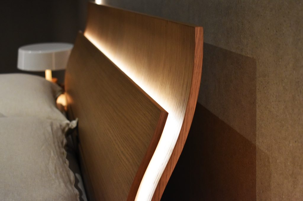 Dettaglio boiserie di Tomasella al Salone del Mobile 2026